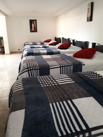 Imagen de la habitación del Hotel Laureles de Aburra Medellin. Foto 35