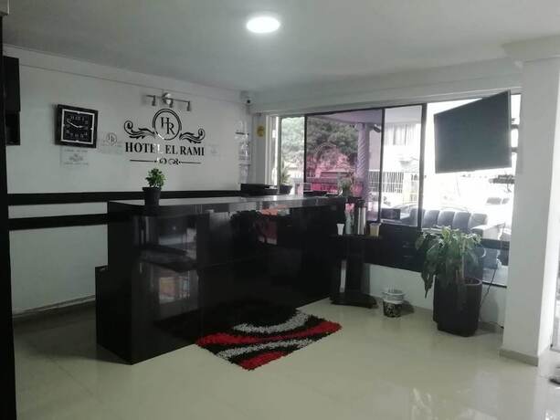 Imagen de los interiores del Hotel Laureles de Aburra Medellin. Foto 38