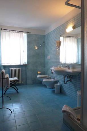 Imagen de la habitación del Hotel Lauri. Foto 16