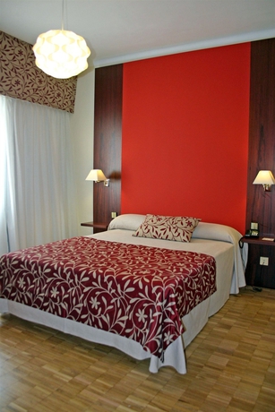 Imagen de la habitación del Hotel Lauria, Tarragona. Foto 3