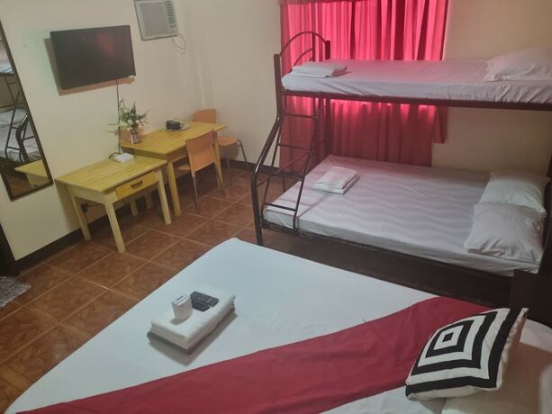 Imagen de la habitación del Hotel Laurien\'s Apartelle. Foto 8