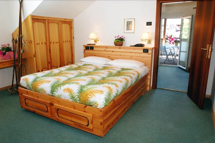 Imagen de la habitación del Hotel Laurino. Foto 15