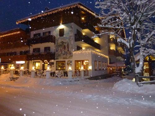 Imagen general del Hotel Laurino, Pozza di Fassa. Foto 1