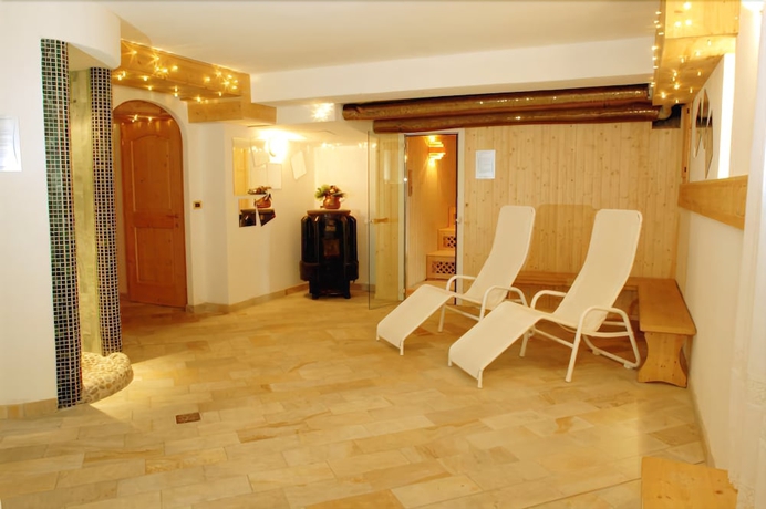 Imagen de la piscina del Hotel Laurino, Sorte. Foto 19