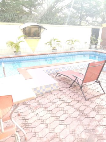 Imagen de la piscina del Hotel Laurintin Rose. Foto 18