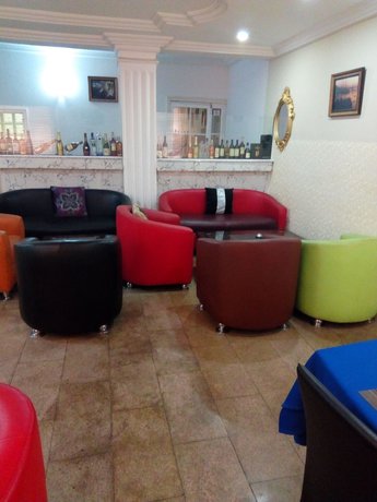 Imagen del bar/restaurante del Hotel Laurintin Rose. Foto 4