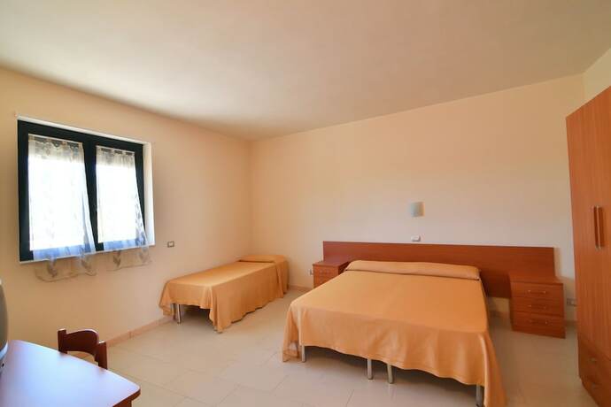 Imagen de la habitación del Hotel Laurito Resort and Spa. Foto 13