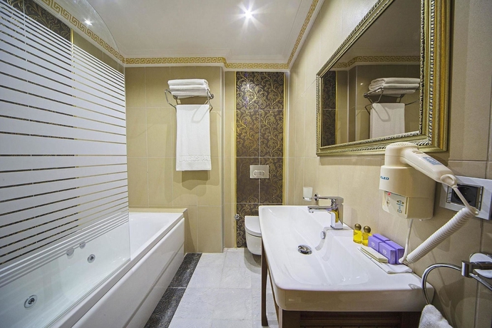 Imagen de la habitación del Hotel Lausos Palace. Foto 6