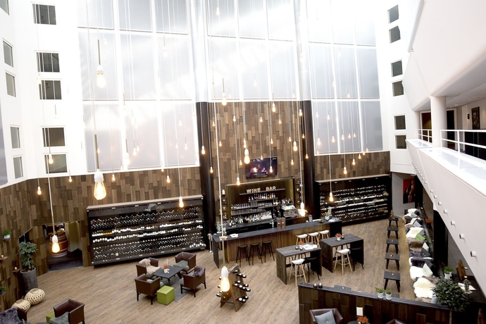 Imagen de los interiores del Hotel Lautrup Park. Foto 6