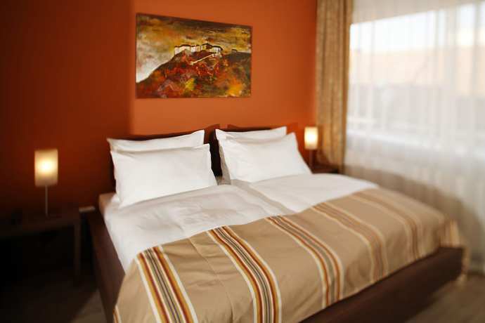 Imagen de la habitación del Hotel Lava Inn. Foto 8
