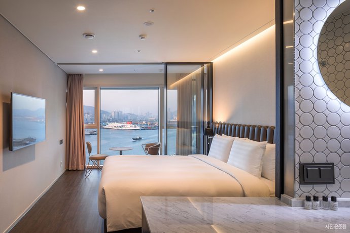 Imagen de la habitación del Hotel Lavalse. Foto 13