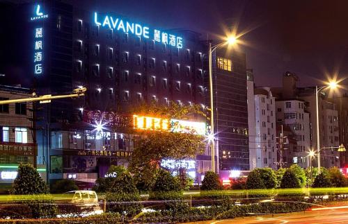 Imagen general del Hotel Lavande Hotels·Guangzhou Baiyun Avenue North Metro Station. Foto 1