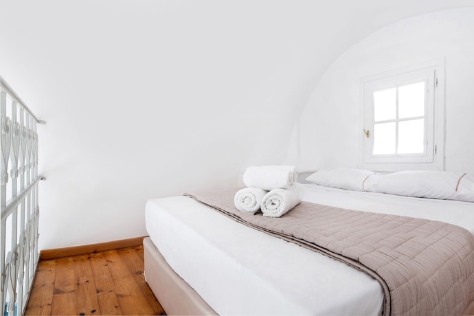 Imagen de la habitación del Hotel Lavarock Villa. Foto 13