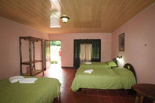 Imagen general del Hotel Lavas Del Arenal. Foto 13