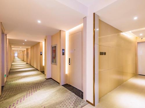 Imagen general del Hotel Lavede Sanhe Yanjiao Tianyang Plaza. Foto 15