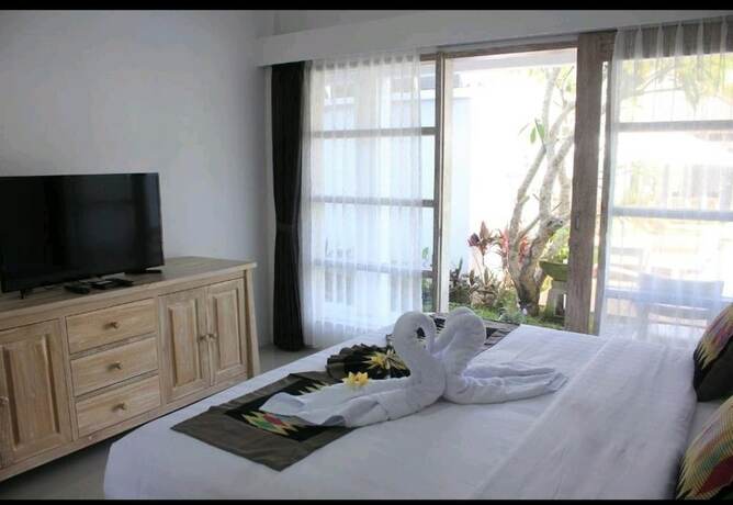Imagen general del Hotel Lavella Villa S. Foto 11