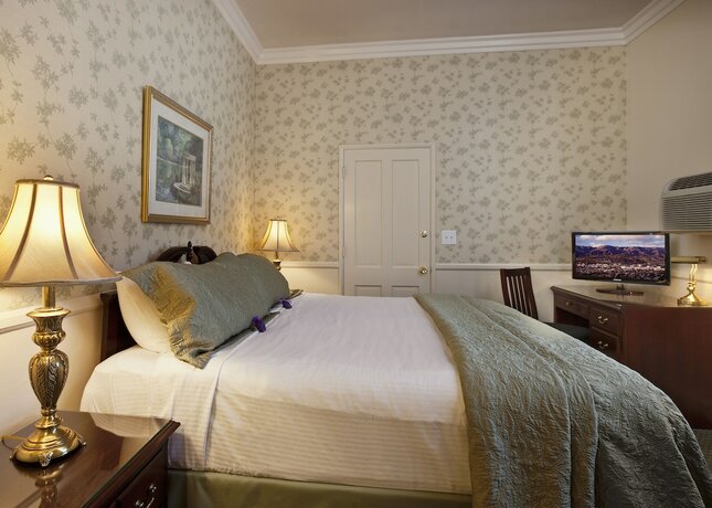 Imagen de la habitación del Hotel Lavender Inn by the Sea. Foto 18