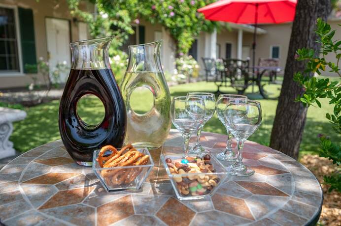 Imagen general del Hotel Lavender Inn by the Sea. Foto 12