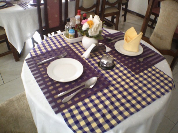 Imagen del bar/restaurante del Hotel Lavender Lodge, Dzorwulu. Foto 2