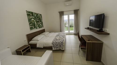 Imagen de la habitación del Hotel Lavender - Oleander Resort. Foto 9