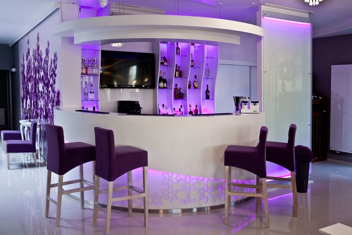 Imagen del bar/restaurante del Hotel Lavender Poznań. Foto 6