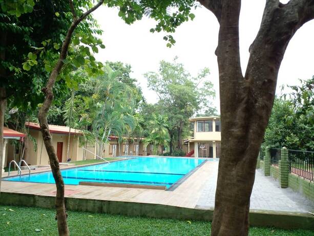 Imagen general del Hotel Lavendish Country Resort. Foto 8