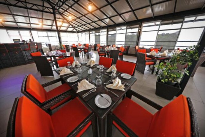 Imagen del bar/restaurante del Hotel Lavendish Hills Kandy. Foto 3