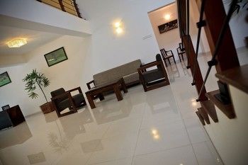 Imagen de los interiores del Hotel Lavendish Okrin. Foto 14