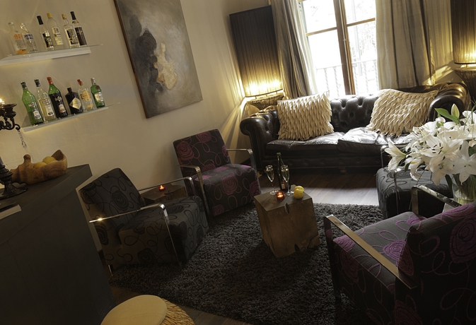 Imagen de los interiores del Hotel L'avenida. Foto 13