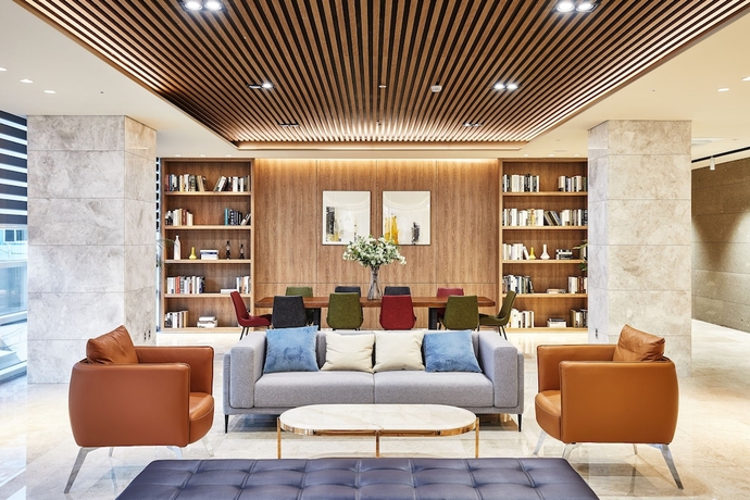 Imagen de los interiores del Hotel Lavi de Atlan. Foto 18