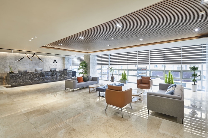 Imagen de los interiores del Hotel Lavi de Atlan. Foto 19