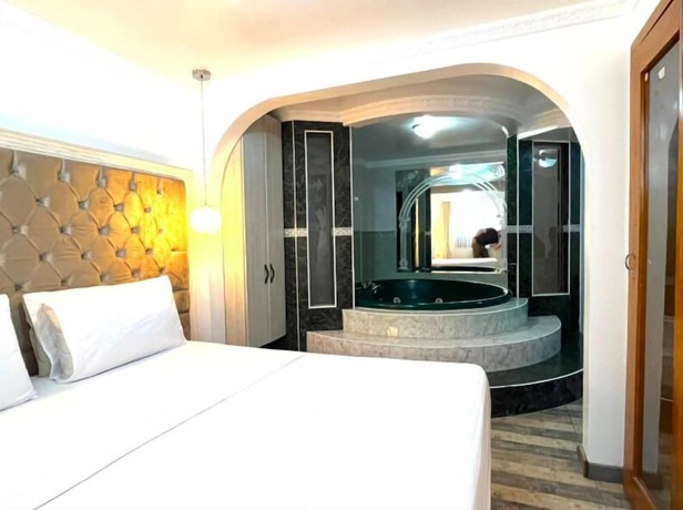 Imagen general del Hotel Lavid Kennedy. Foto 11