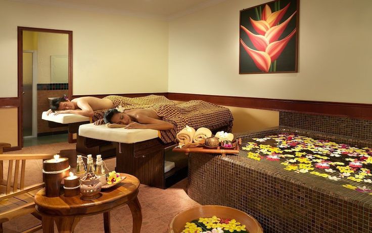 Imagen de los interiores del Hotel Lavilla By Holiday Villa Cherating. Foto 8