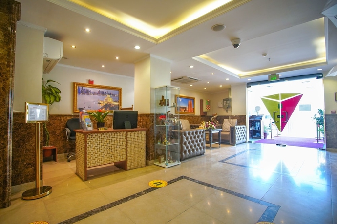 Imagen de los interiores del Hotel Lavilla Inn. Foto 18