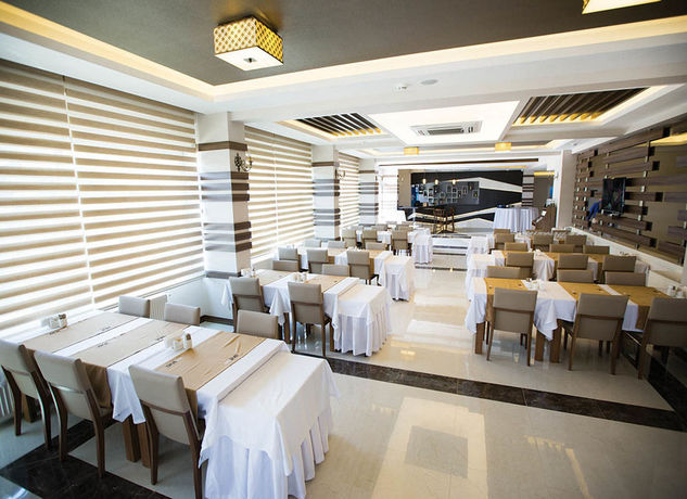 Imagen de los interiores del Hotel Lavin Otel. Foto 15