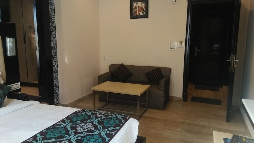 Imagen de la habitación del Hotel Lavish Inn. Foto 13
