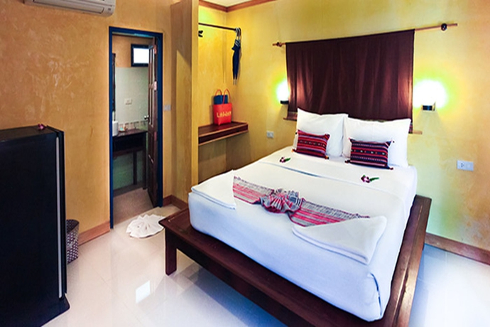 Imagen de la habitación del Hotel Lawana Resort. Foto 9
