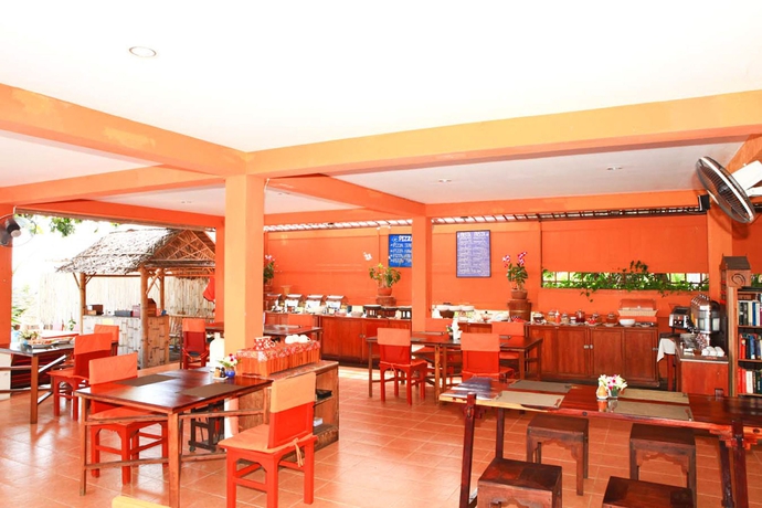 Imagen del bar/restaurante del Hotel Lawana Resort. Foto 6