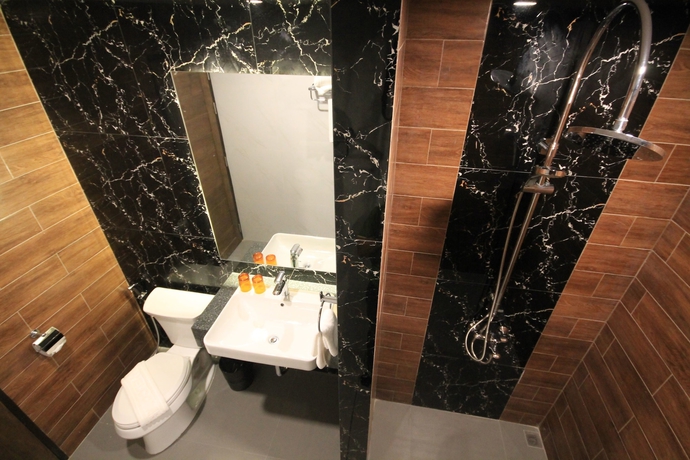 Imagen de la habitación del Hotel Lawinta Pattaya. Foto 11