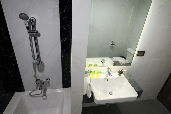 Imagen de la habitación del Hotel Lawinta Pattaya. Foto 15