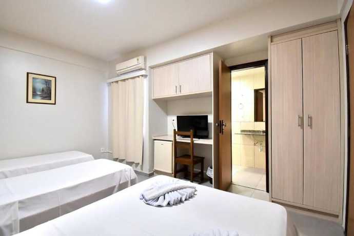 Imagen de la habitación del Hotel Lawrence. Foto 7