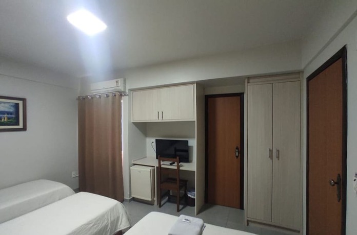 Imagen de la habitación del Hotel Lawrence. Foto 10