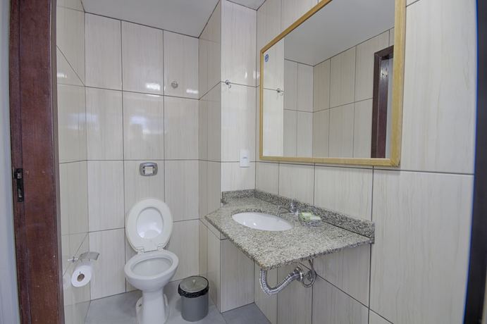 Imagen de la habitación del Hotel Lawrence. Foto 14