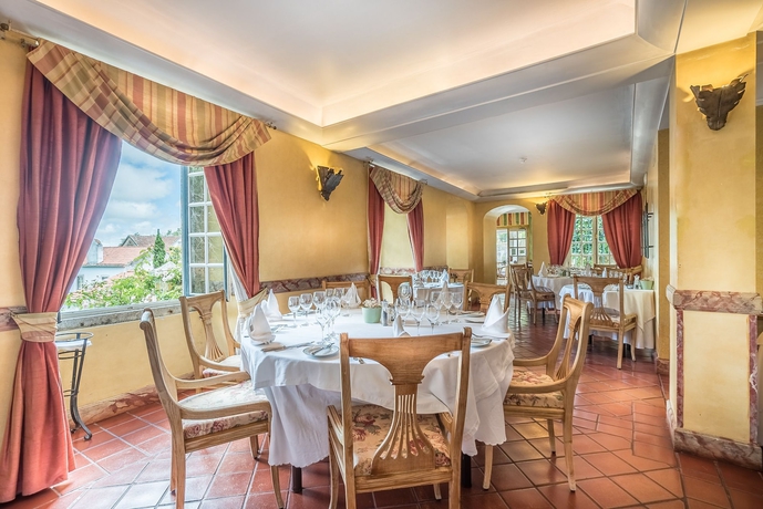 Imagen del bar/restaurante del Hotel Lawrence's. Foto 3