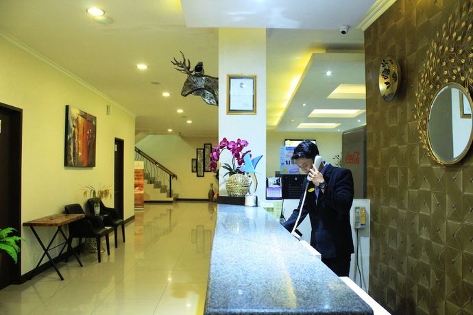 Imagen de los interiores del Hotel Laxston By Front One. Foto 14