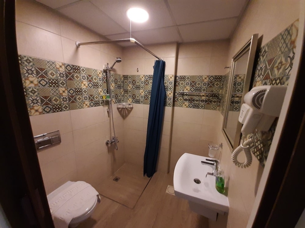 Imagen de la habitación del Hotel Layaali Amman. Foto 7