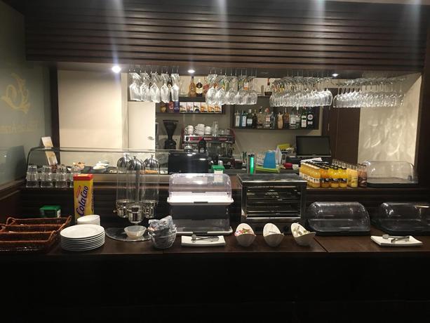 Imagen del bar/restaurante del Hotel Layana1925, Aranda de Duero. Foto 2