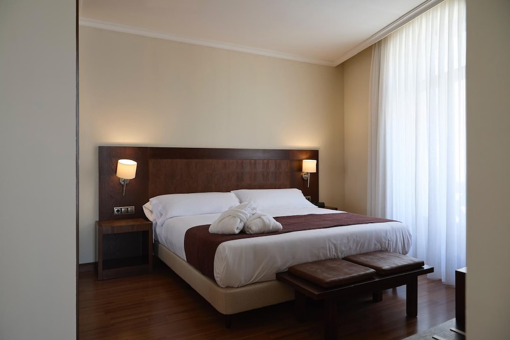 Imagen de la habitación del Hotel Layana1925. Foto 2