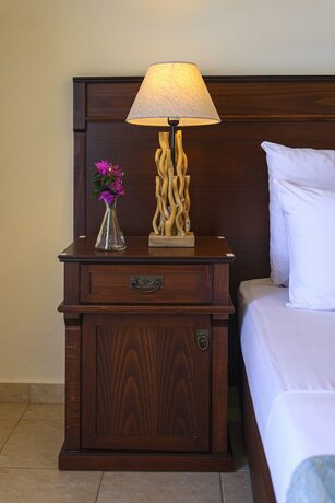 Imagen general del Hotel Laza Beach Inn. Foto 10