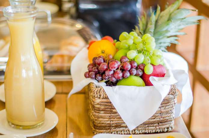 Imagen del bar/restaurante del Hotel Lazaat. Foto 3